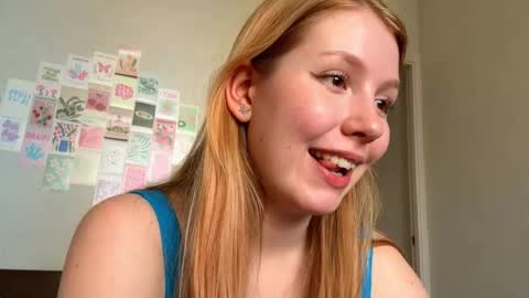 Snapshot of horney_audrey chatting on 4, 3, 2026 Audrey online show from 4, 3, 2026