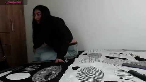 hornienextdoor online show from 12, 11, 2025