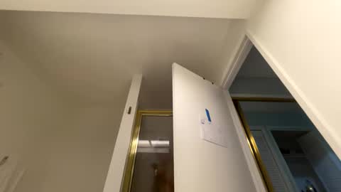 Snapshot of horny420couplela chatting on 3, 12, 2024 daddyslilcumslut online show from 3, 12, 2024