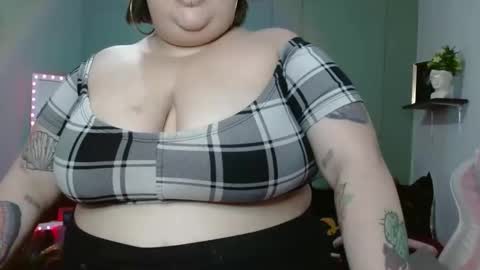 Snapshot of horny_neighbors_ chatting on 3, 12, 2024 onlyTiffany I broke up with frank 10 days ago online show from 3, 12, 2024