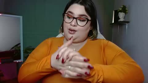 Snapshot of horny_neighbors_ chatting on 6, 12, 2024 onlyTiffany I broke up with frank 10 days ago online show from 6, 12, 2024