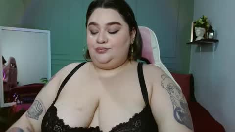 Snapshot of horny_neighbors_ chatting on 14, 12, 2024 onlyTiffany I broke up with frank 10 days ago online show from 14, 12, 2024