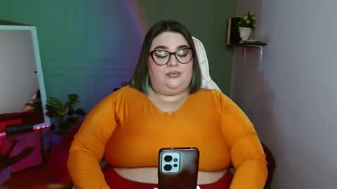 Snapshot of horny_neighbors_ chatting on 7, 1, 2025 onlyTiffany I broke up with frank 10 days ago online show from 7, 1, 2025