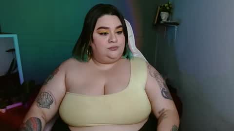 Snapshot of horny_neighbors_ chatting on 29, 1, 2025 onlyTiffany I broke up with frank 10 days ago online show from 29, 1, 2025