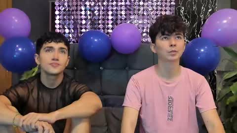 Snapshot of horny_twinks_guys chatting on 23, 2, 2025 Alex and Camilo online show from 23, 2, 2025