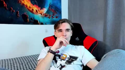 Snapshot of horny_yo chatting on 11, 2, 2025 Max online show from 11, 2, 2025