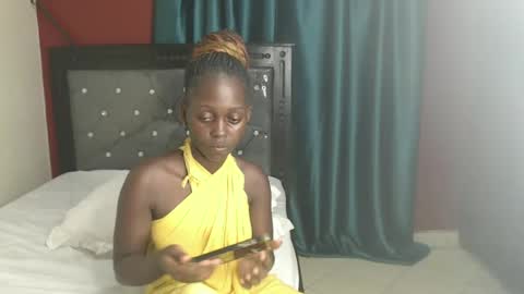 Snapshot of hornybella4 chatting on 9, 1, 2025 Bella online show from 9, 1, 2025