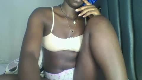 Snapshot of hornybella84 chatting on 18, 2, 2026 Bella online show from 18, 2, 2026