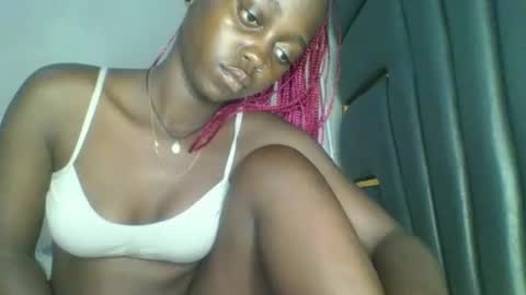 Snapshot of hornybella84 chatting on 1, 3, 2026 Bella online show from 1, 3, 2026