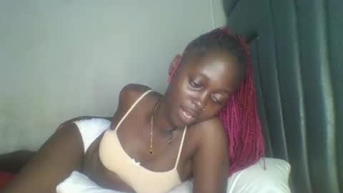 Snapshot of hornybella84 chatting on 14, 3, 2026 Bella online show from 14, 3, 2026