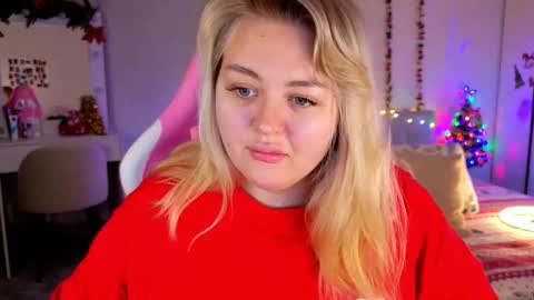 Snapshot of hornycakee chatting on 17, 12, 2025 HornyCakee online show from 17, 12, 2025