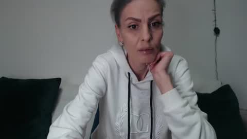 AshlineKatte online show from 26, 12, 2024