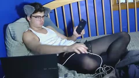 hornymanwhore2 online show from 15, 9, 2025