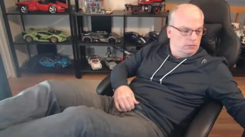 hornynthick70 online show from 11, 2, 2025