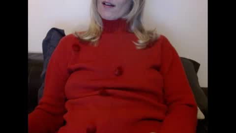 Hornyssima online show from 1, 1, 2025