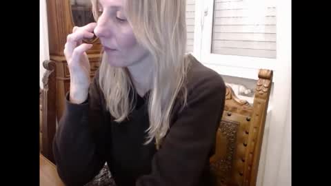 Hornyssima online show from 5, 11, 2025