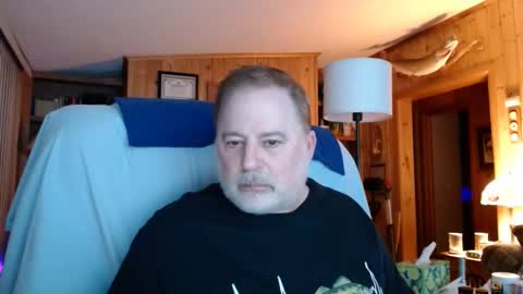 Snapshot of horsebigballs chatting on 3, 2, 2025 horsebigballs online show from 3, 2, 2025