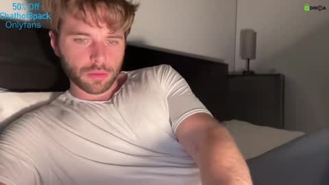 Snapshot of hot8pack01 chatting on 16, 10, 2025 Edward aka Wolf online show from 16, 10, 2025