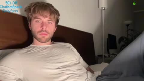 Snapshot of hot8pack01 chatting on 10, 11, 2025 Edward aka Wolf online show from 10, 11, 2025