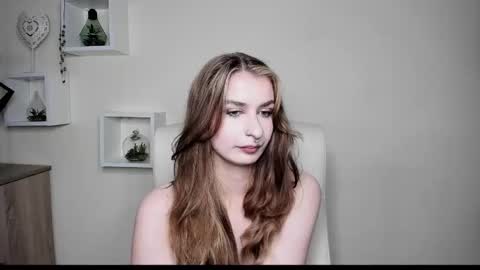 NINA online show from 23, 10, 2025