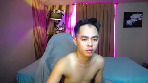 Snapshot of hot_8inchtwink chatting on 29, 9, 2025 Rylle online show from 29, 9, 2025