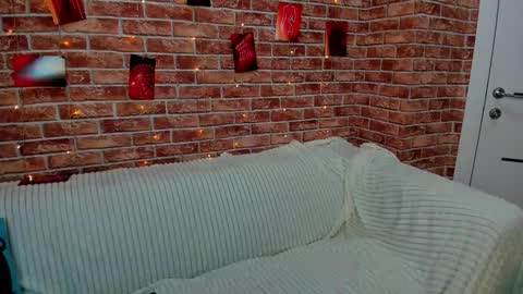 Jessica  online show from 9, 10, 2025