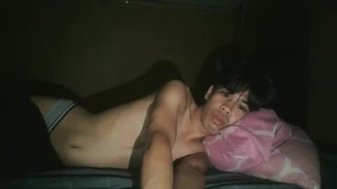 lover22 online show from 10, 4, 2026