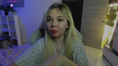   online show from 21, 12, 2025