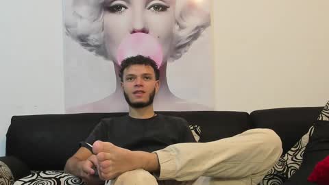 Snapshot of hot_bad_boy69 chatting on 27, 10, 2025 hot bad boy69 online show from 27, 10, 2025