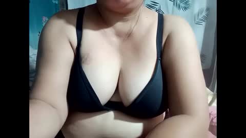 Snapshot of hot_boobs21 chatting on 28, 9, 2025 hot_boobs21 online show from 28, 9, 2025