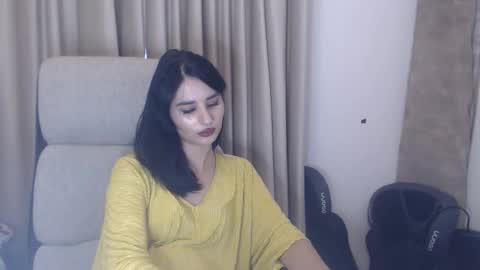 Snapshot of hot_bruny chatting on 9, 11, 2025 Bruny online show from 9, 11, 2025