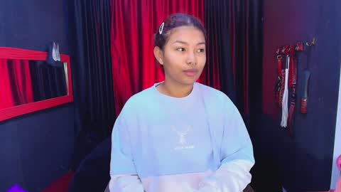 Snapshot of hot_chocolate_4u chatting on 18, 12, 2024 hot chocolate 4u online show from 18, 12, 2024