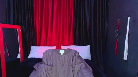 Snapshot of hot_chocolate_4u chatting on 30, 1, 2025 hot chocolate 4u online show from 30, 1, 2025