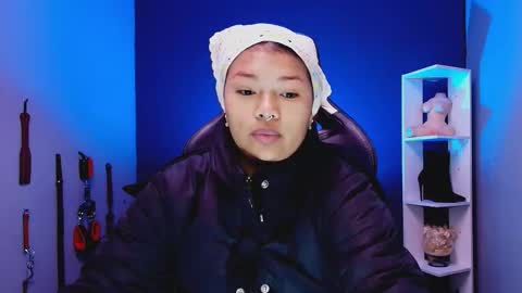 Snapshot of hot_chocolate_4u chatting on 12, 11, 2025 hot chocolate 4u online show from 12, 11, 2025