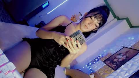 its me CLAUDIA online show from 16, 2, 2025