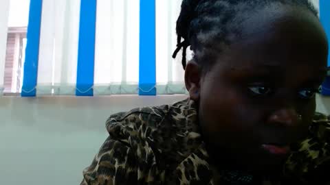 Snapshot of hot_linahh chatting on 12, 11, 2025 Linah online show from 12, 11, 2025