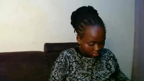 Snapshot of hot_linahh chatting on 12, 11, 2025 Linah online show from 12, 11, 2025