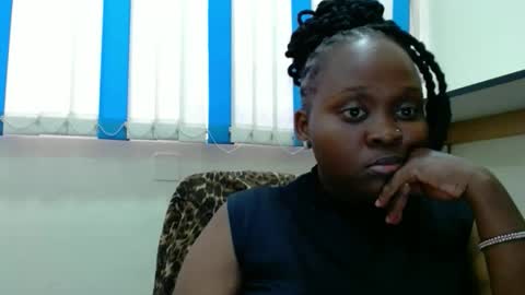 Linah online show from 3, 12, 2025