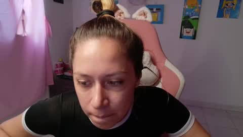 Mia online show from 7, 2, 2026