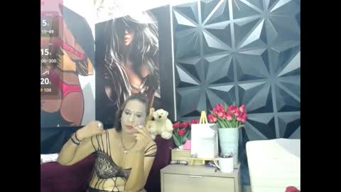 Snapshot of hot_queen57 chatting on 18, 11, 2025 hot_queen57 online show from 18, 11, 2025