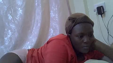 RAYLAH online show from 8, 2, 2026