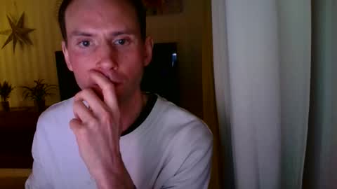 hot_saucer online show from 14, 2, 2026