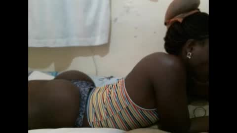 Snapshot of hot_shannia chatting on 24, 10, 2025 hot_shannia online show from 24, 10, 2025