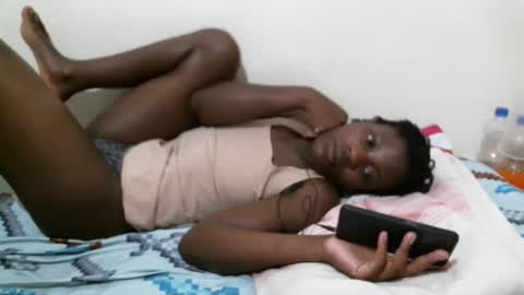 Snapshot of hot_shannia chatting on 5, 11, 2025 hot_shannia online show from 5, 11, 2025