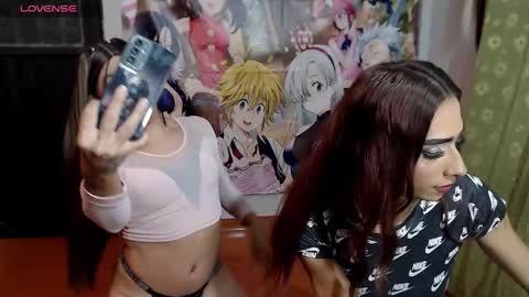 Snapshot of hot_skiiny chatting on 3, 12, 2025 hot_skiiny online show from 3, 12, 2025