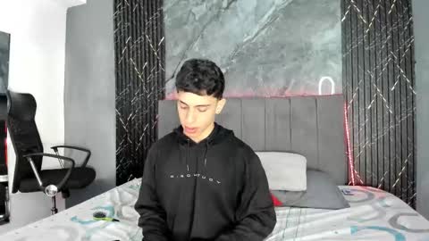 Hot Summer Boy online show from 6, 3, 2026