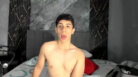 Hot Summer Boy online show from 18, 3, 2026