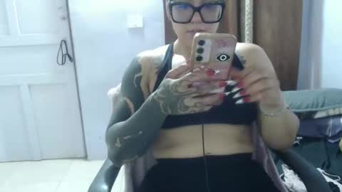 Hot and PowerHOPE U MISS ME online show from 10, 11, 2025