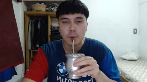 Snapshot of hotbaby6900 chatting on 25, 11, 2025 hotbaby6900 online show from 25, 11, 2025