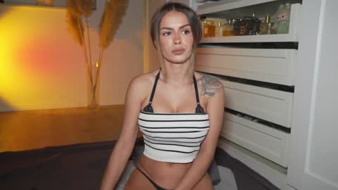 Bella online show from 26, 10, 2025